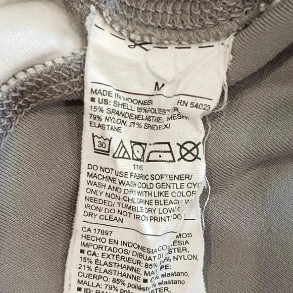 Old Navy Active Wear Gray Camo Elevate Leggings Size Medium - Picture 5 of 8